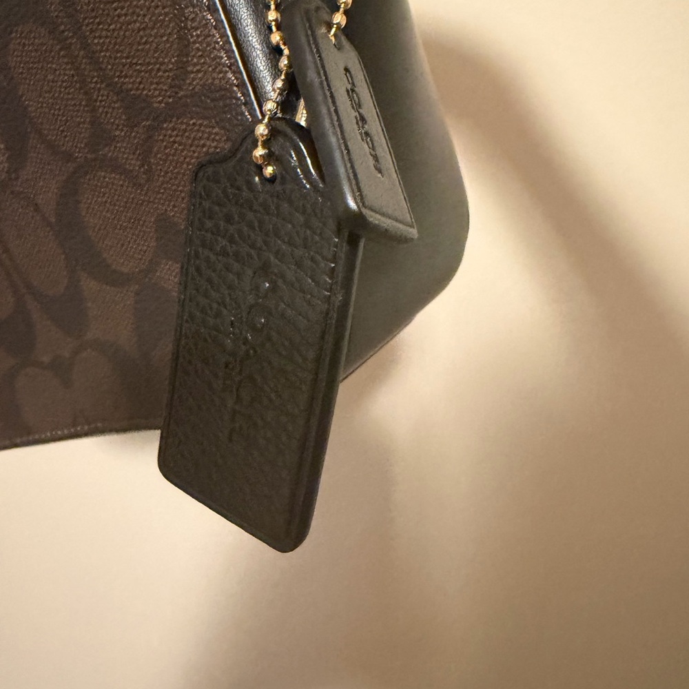 Coach Crossbody - Picture 3 of 5
